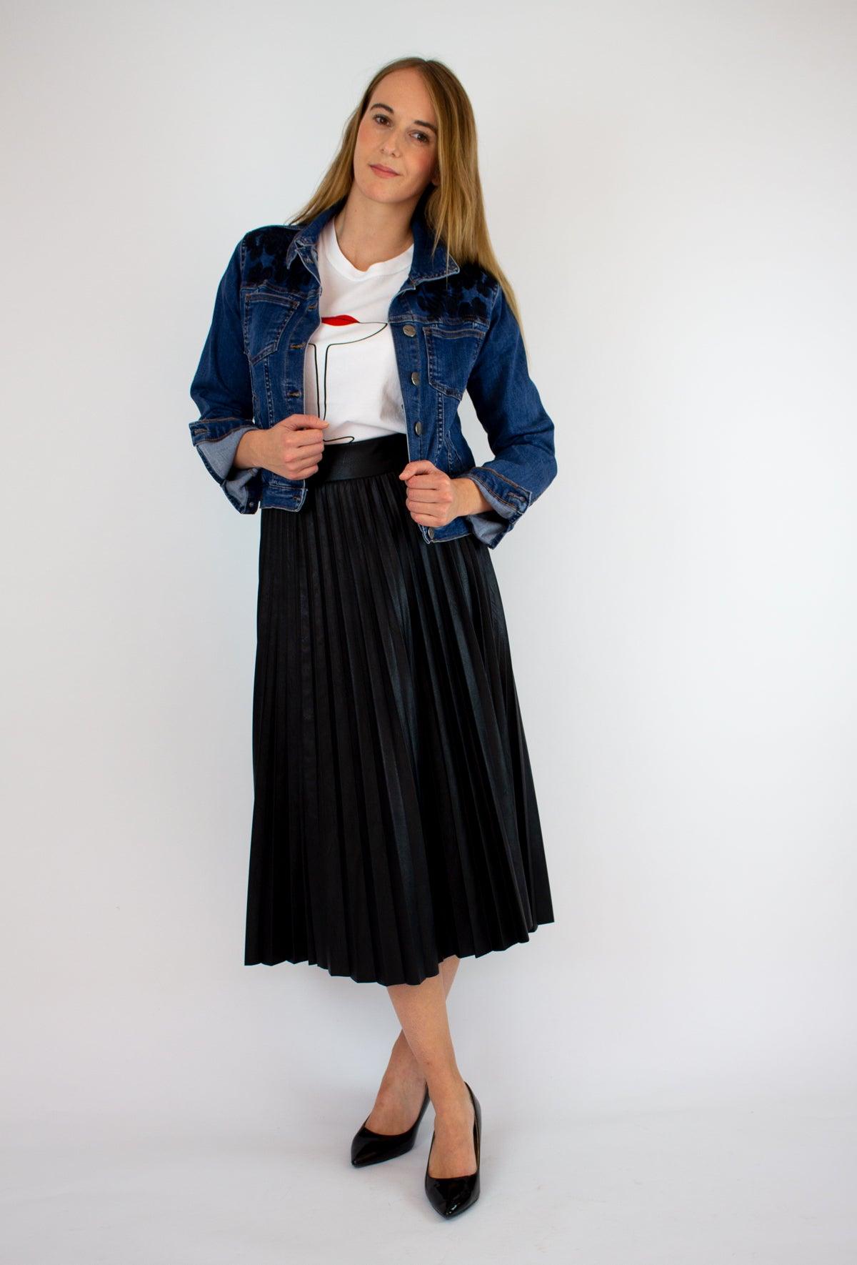 Bőrhatású pliszírozott szoknya - Chili dresses - Szoknya