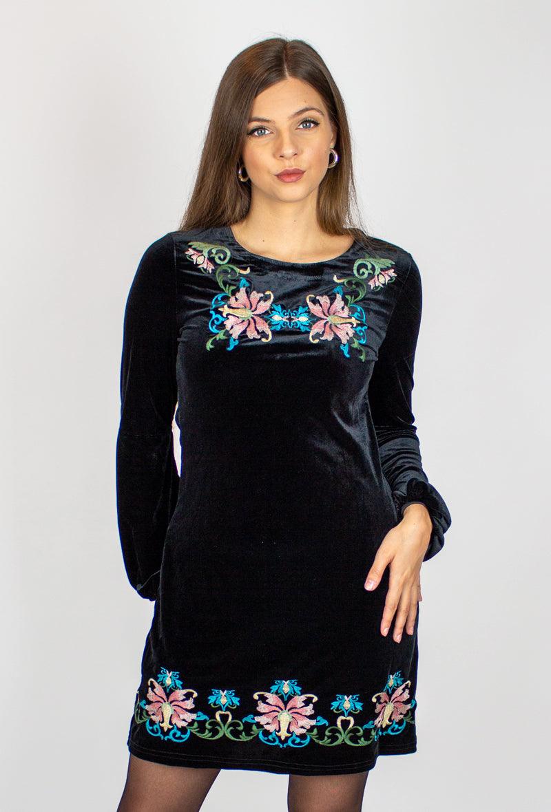 Bársony ruha hímzéssel - Chili dresses - Ruha