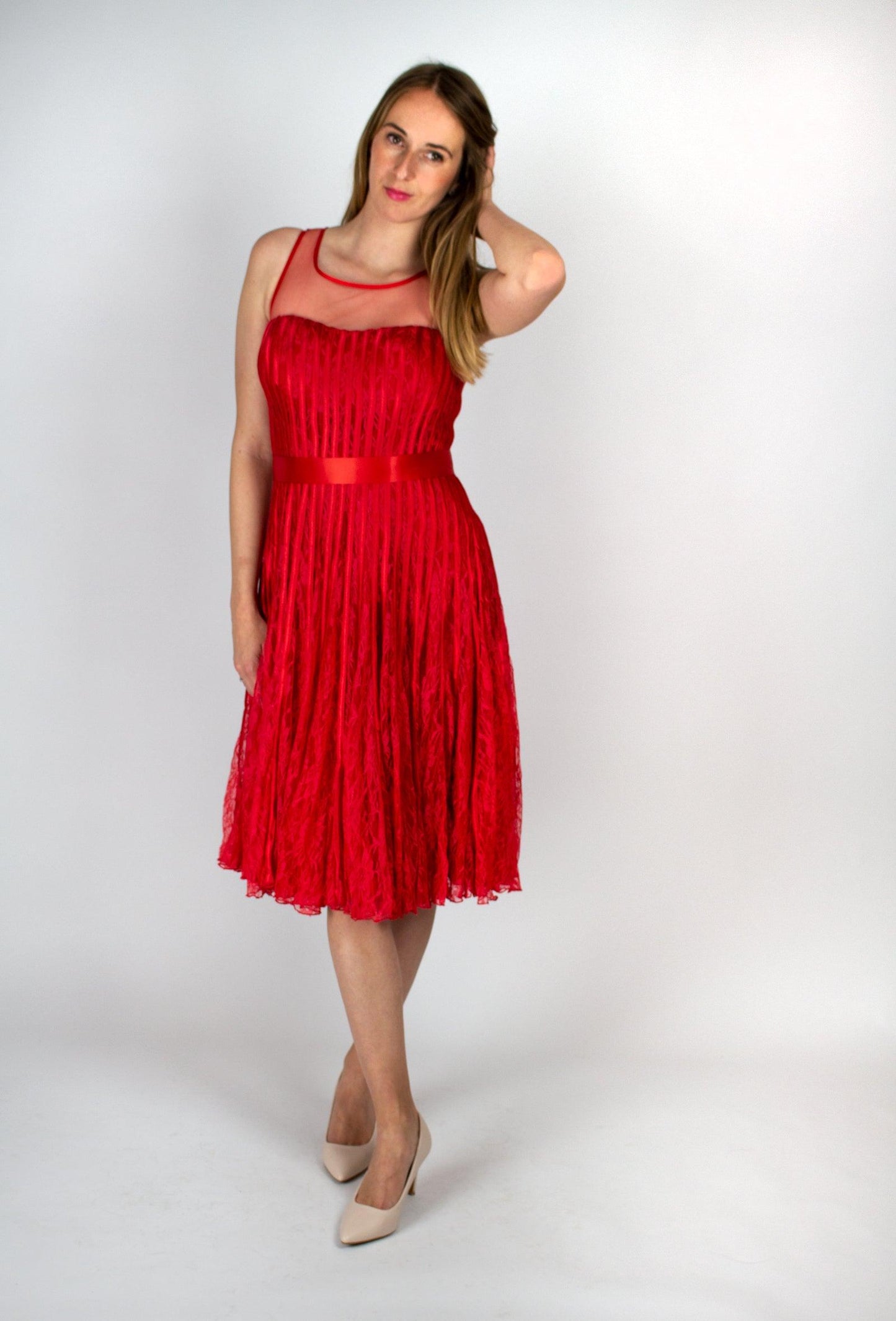 Piros csipkés menyecske ruha - Chili dresses - Ruha